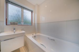 Photo 16- click for photo gallery